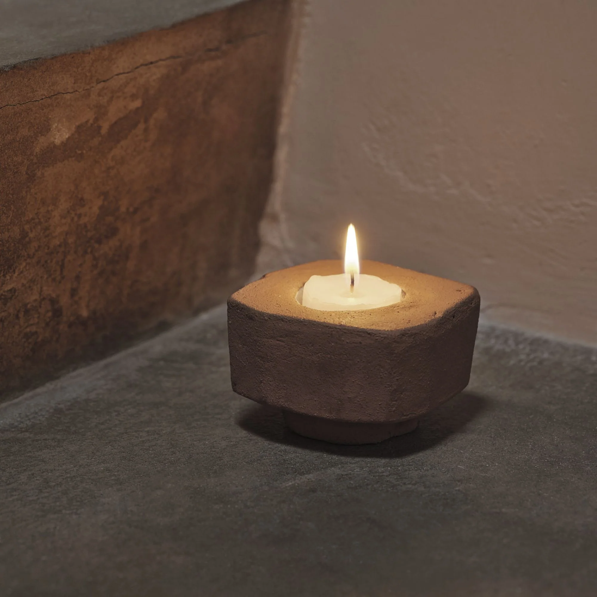 Kurinu Candle Holder - Image 3