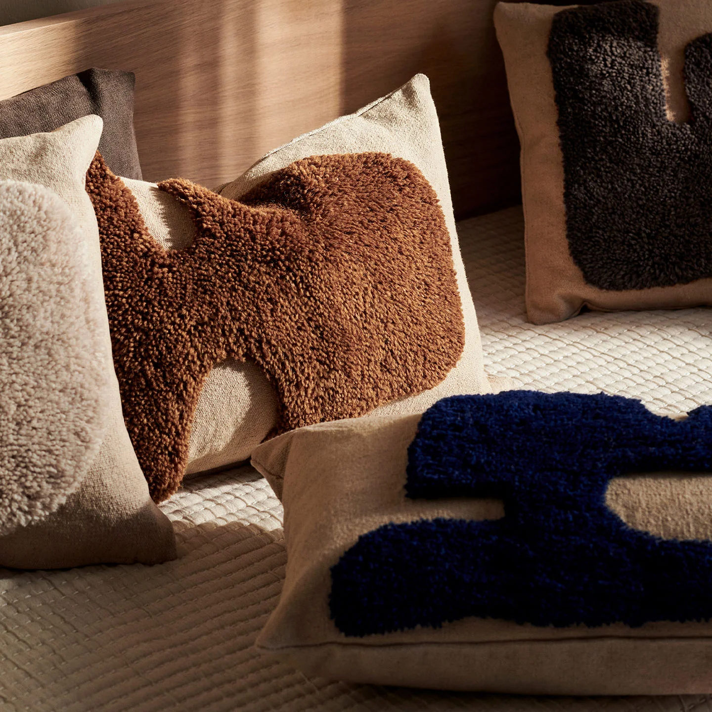 Lay Cushion - Rectangular - Sand/Sugar Kelp - Image 2