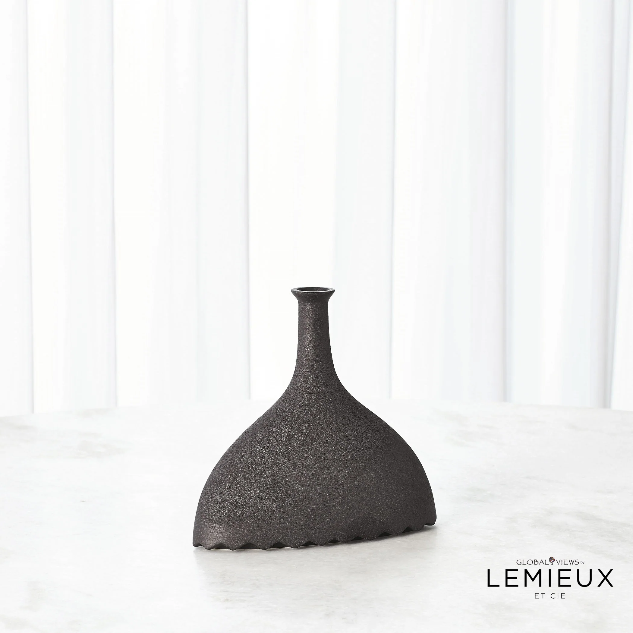 Lemieux Et Cie Noelle Geometric Vase-Black - Image 2