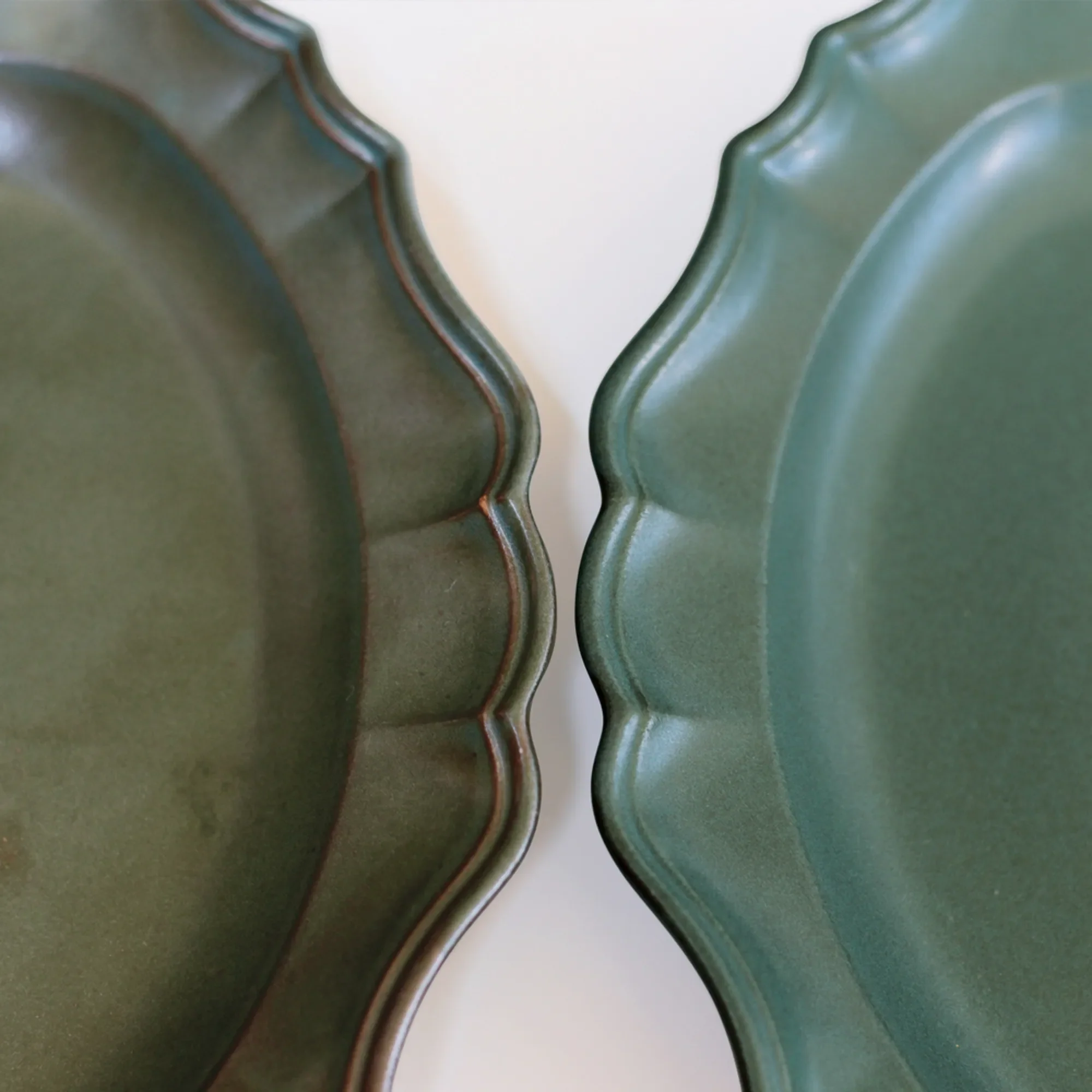 Manoir 11" Oval Plate - Image 14