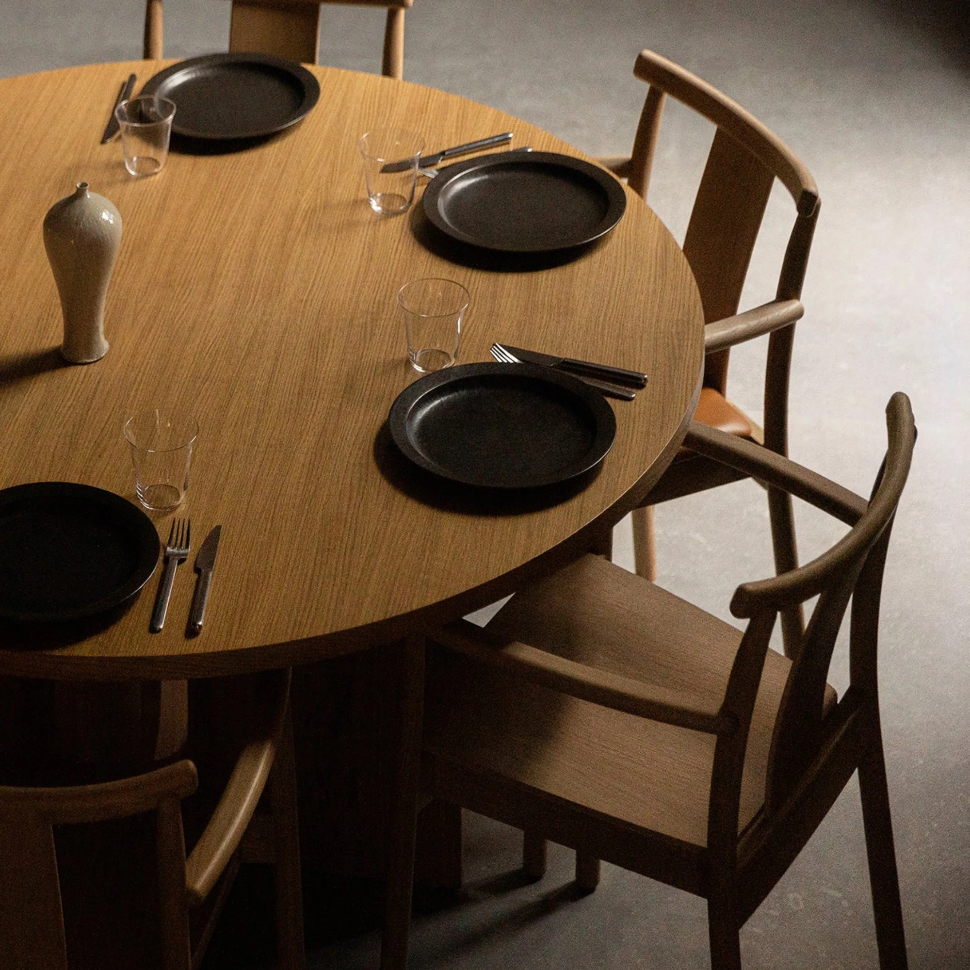 Merkur Dining Chair with Armrests - Image 2