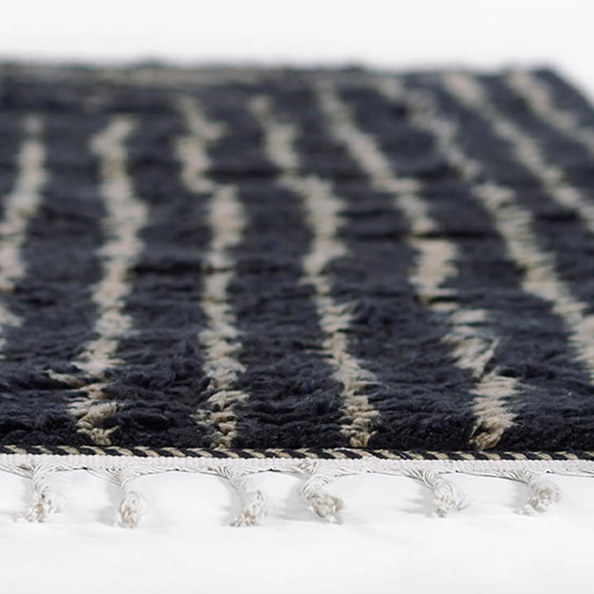Neo Moroccan-4 Navy Rug - Image 3