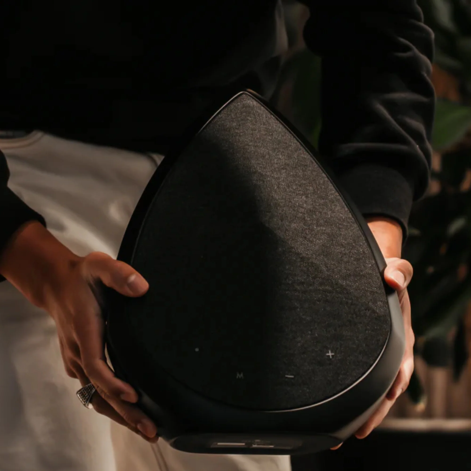 Obsidian Compact WiFi Home Speaker - Image 25