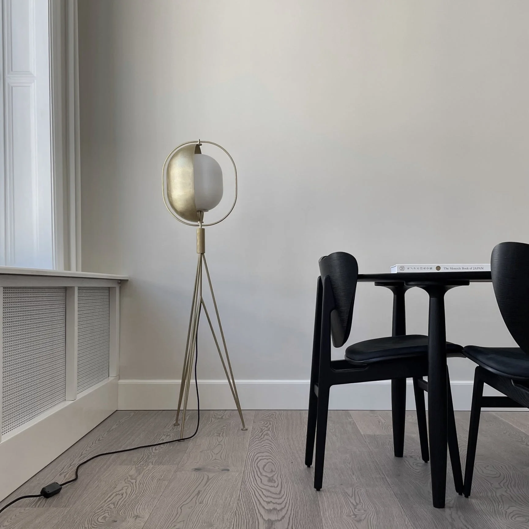 Pearl Floor Lamp - Brass - Image 2