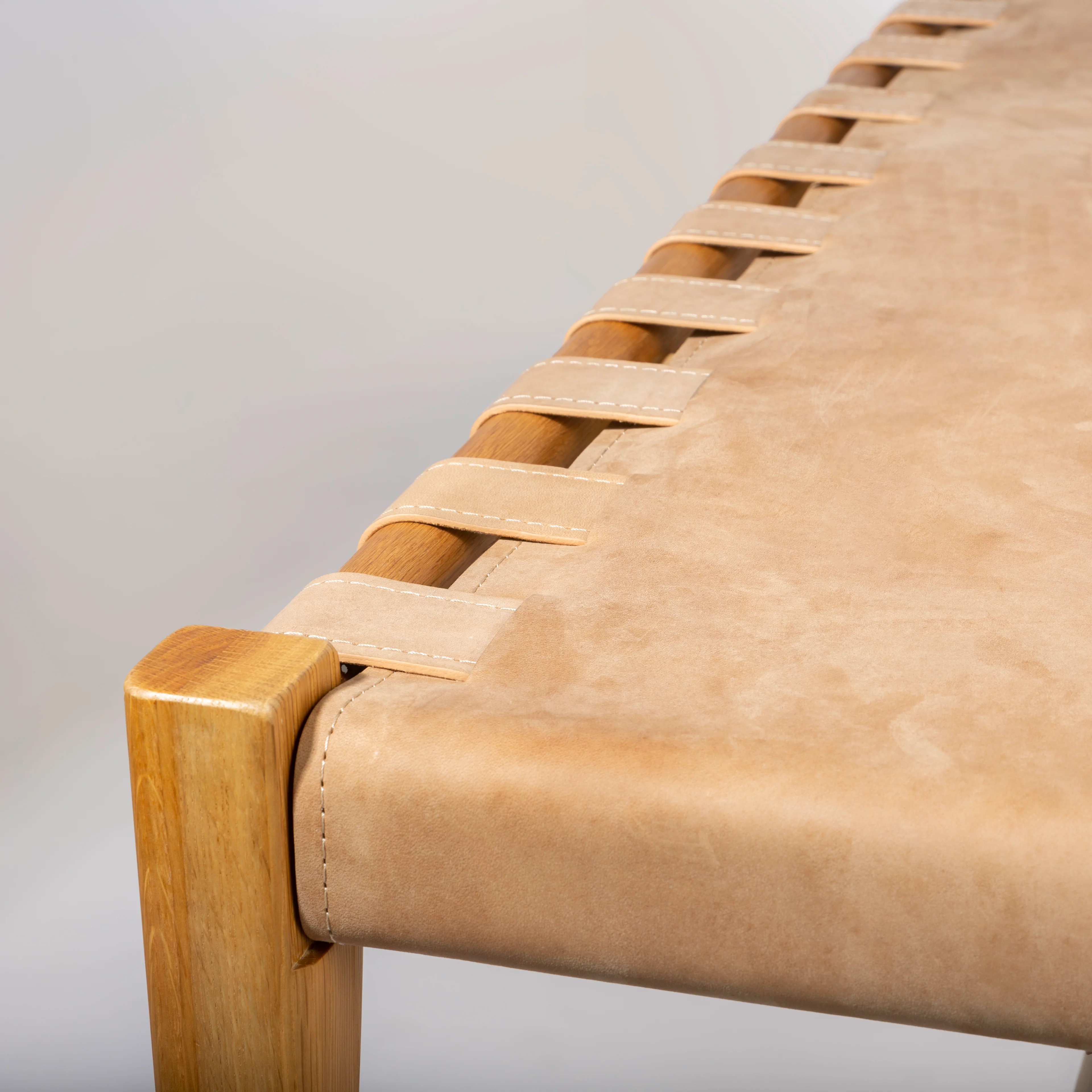 Pismo Leather Bench - Image 3