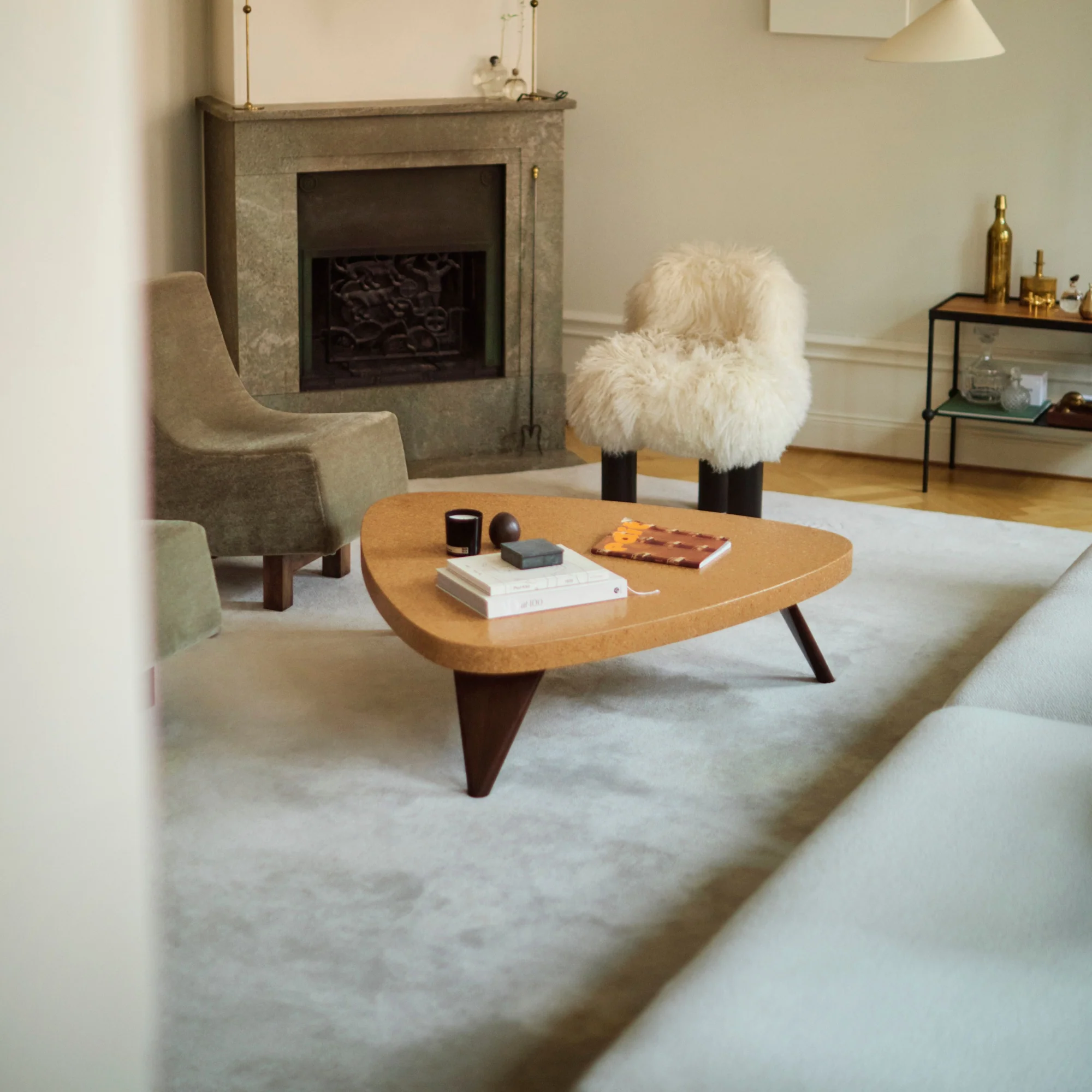 Plectrum Table - Image 2