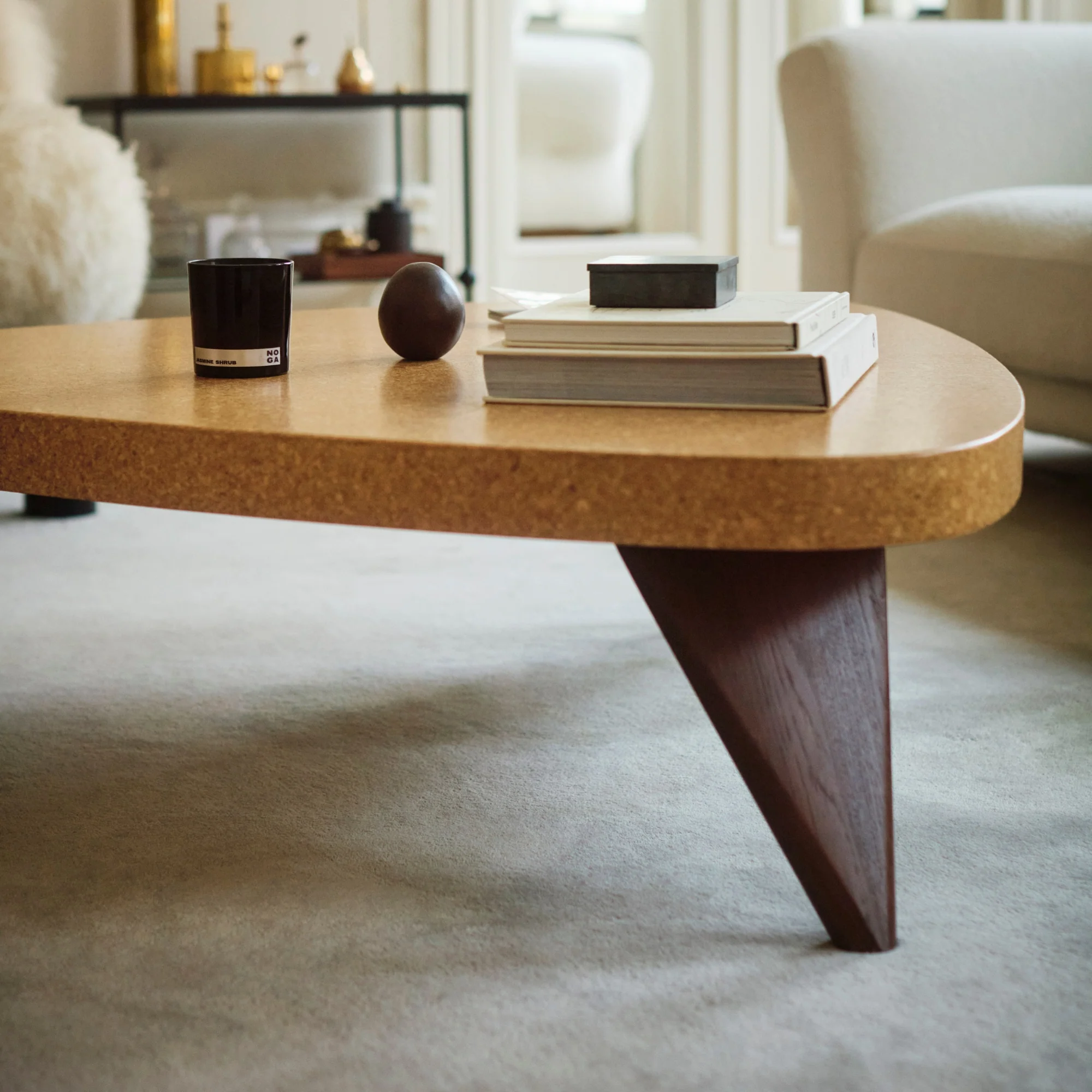 Plectrum Table - Image 3