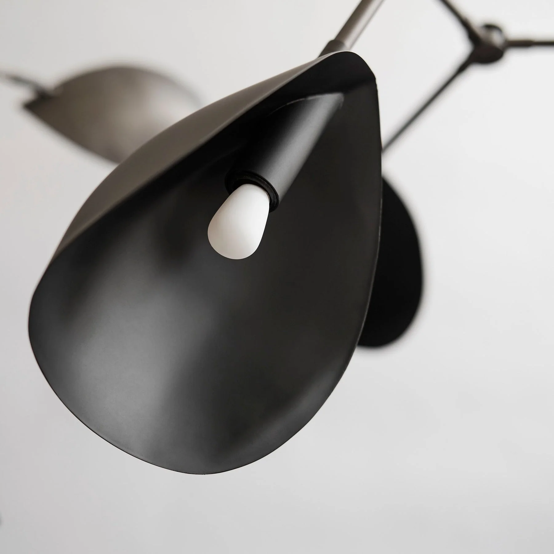Pygmy - LED Bulb - Matt Porcelain - E14 - 240V - Image 3