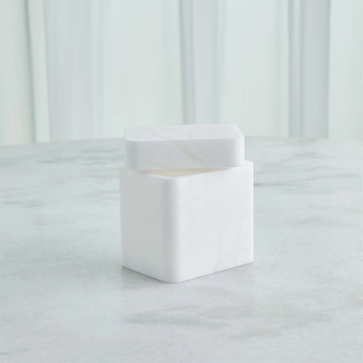 Raggio Collection - White - Image 8
