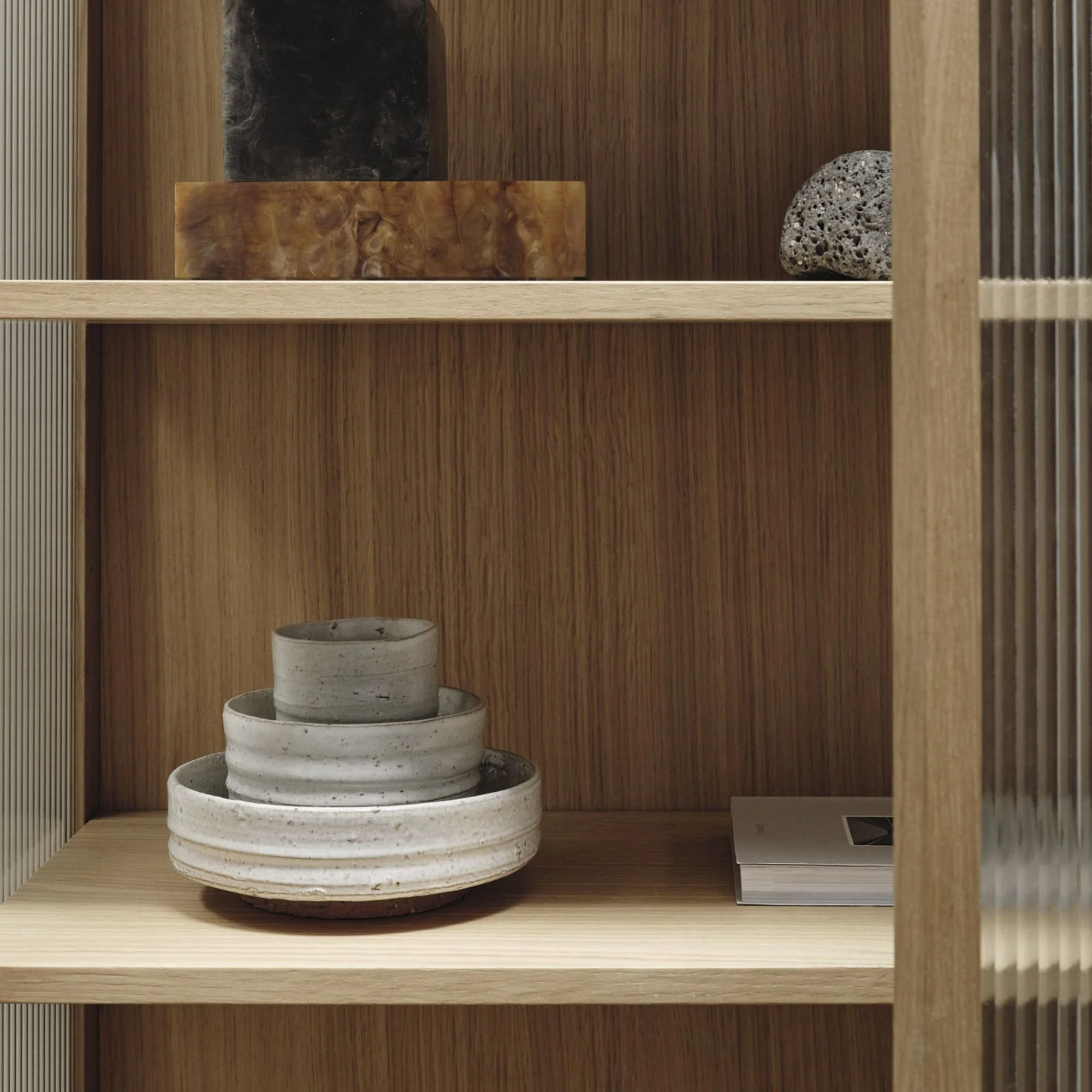 Reed Vitrine - Natural Oak - Image 6