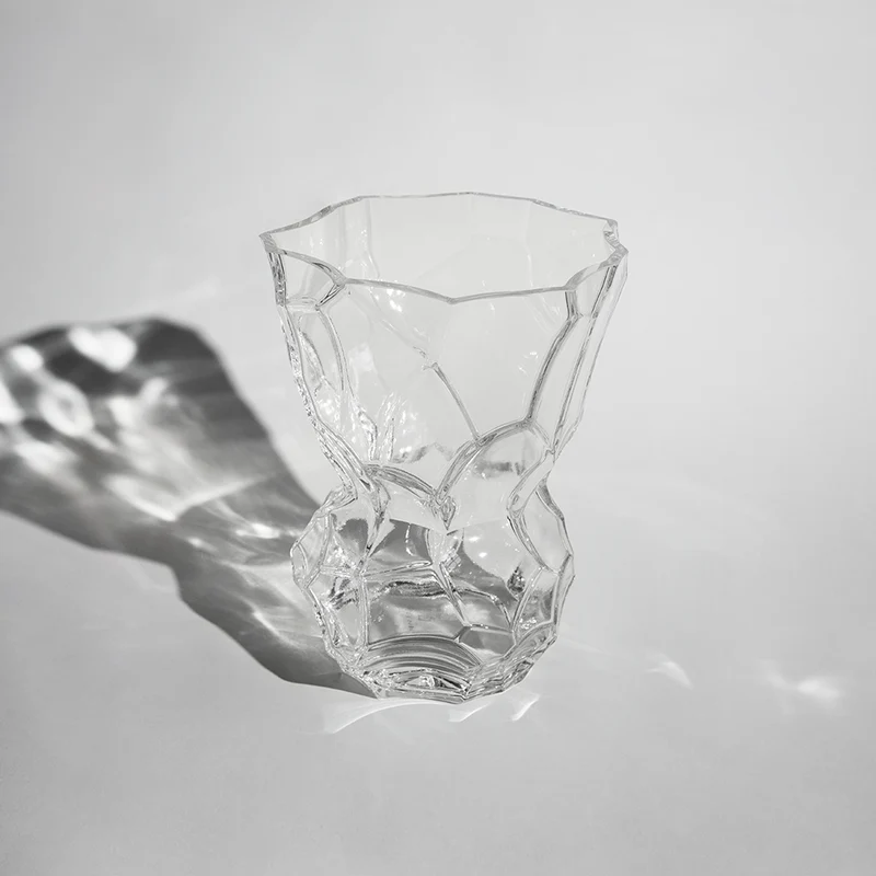 Reflection Vase - Clear - Image 12
