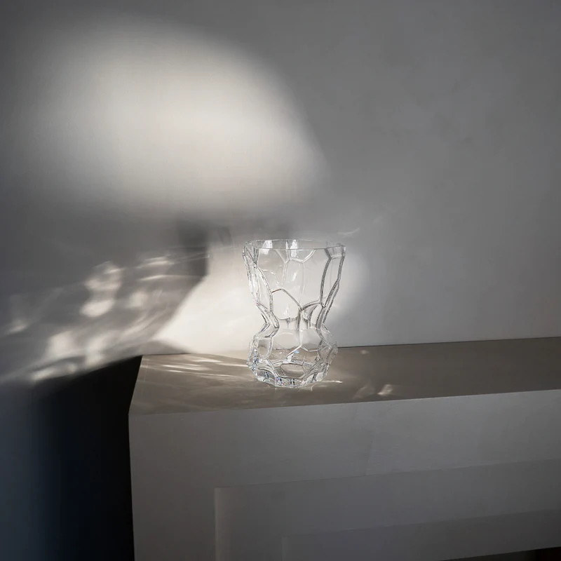 Reflection Vase - Clear - Image 14