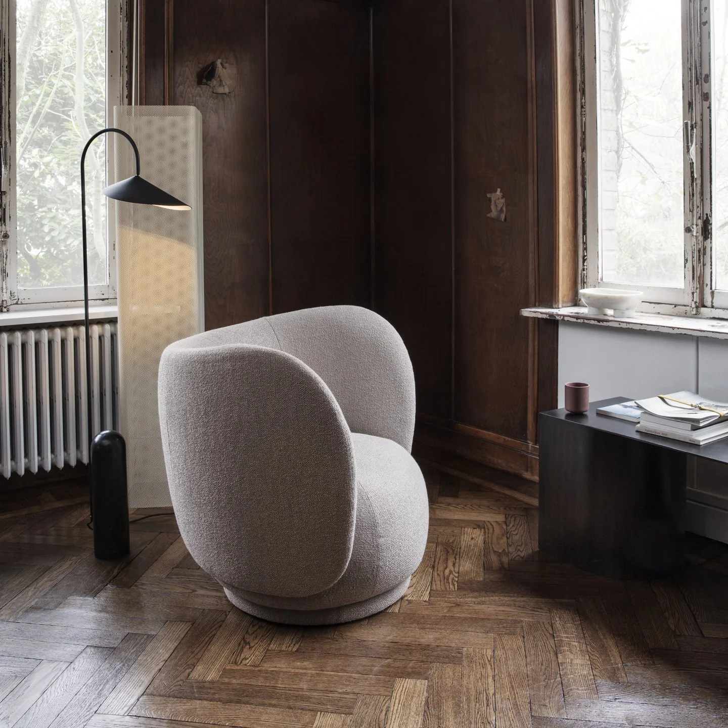 Rico Lounge Curved Chair - Image 7
