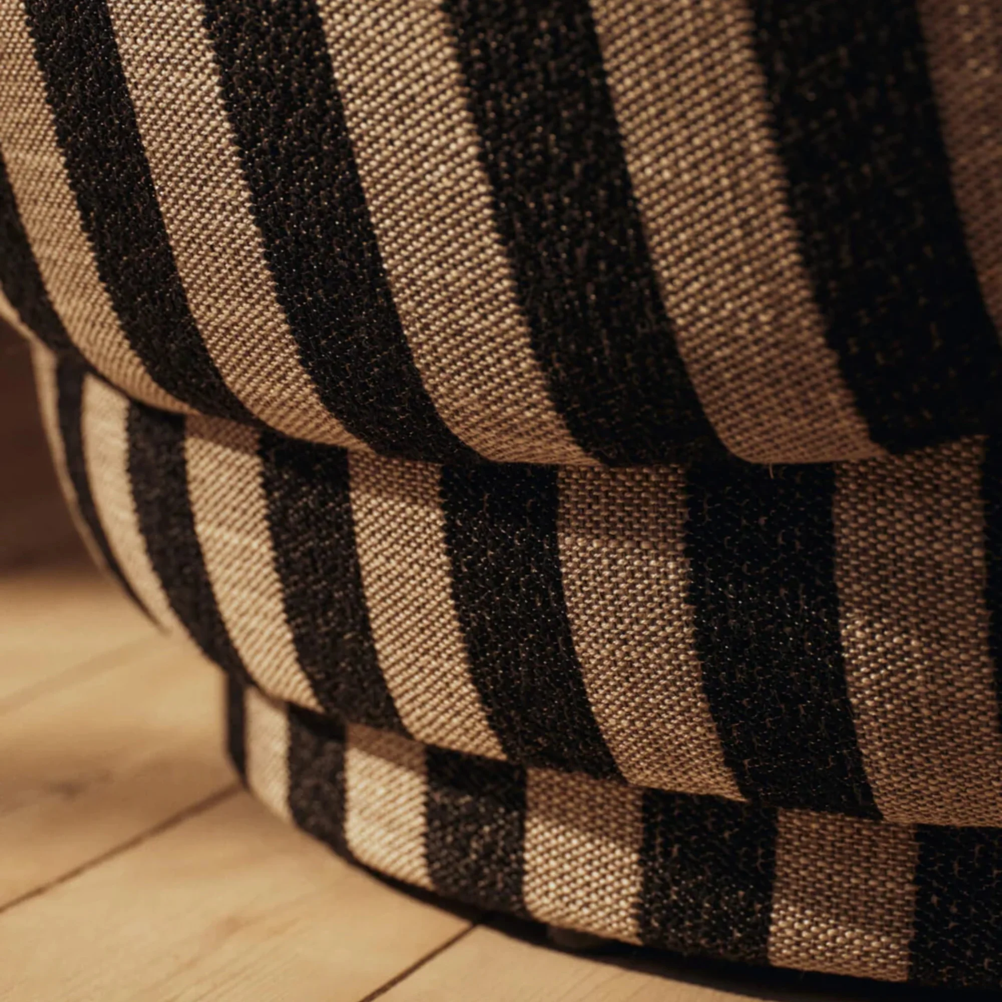 Rico Piccolo Lounge Chair - Image 15