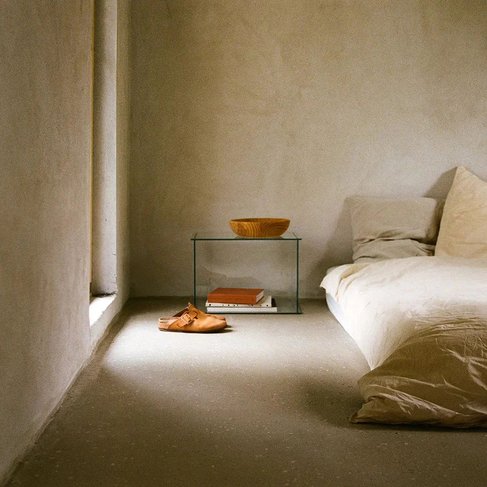 Rivet Box Table - Glass - Image 6