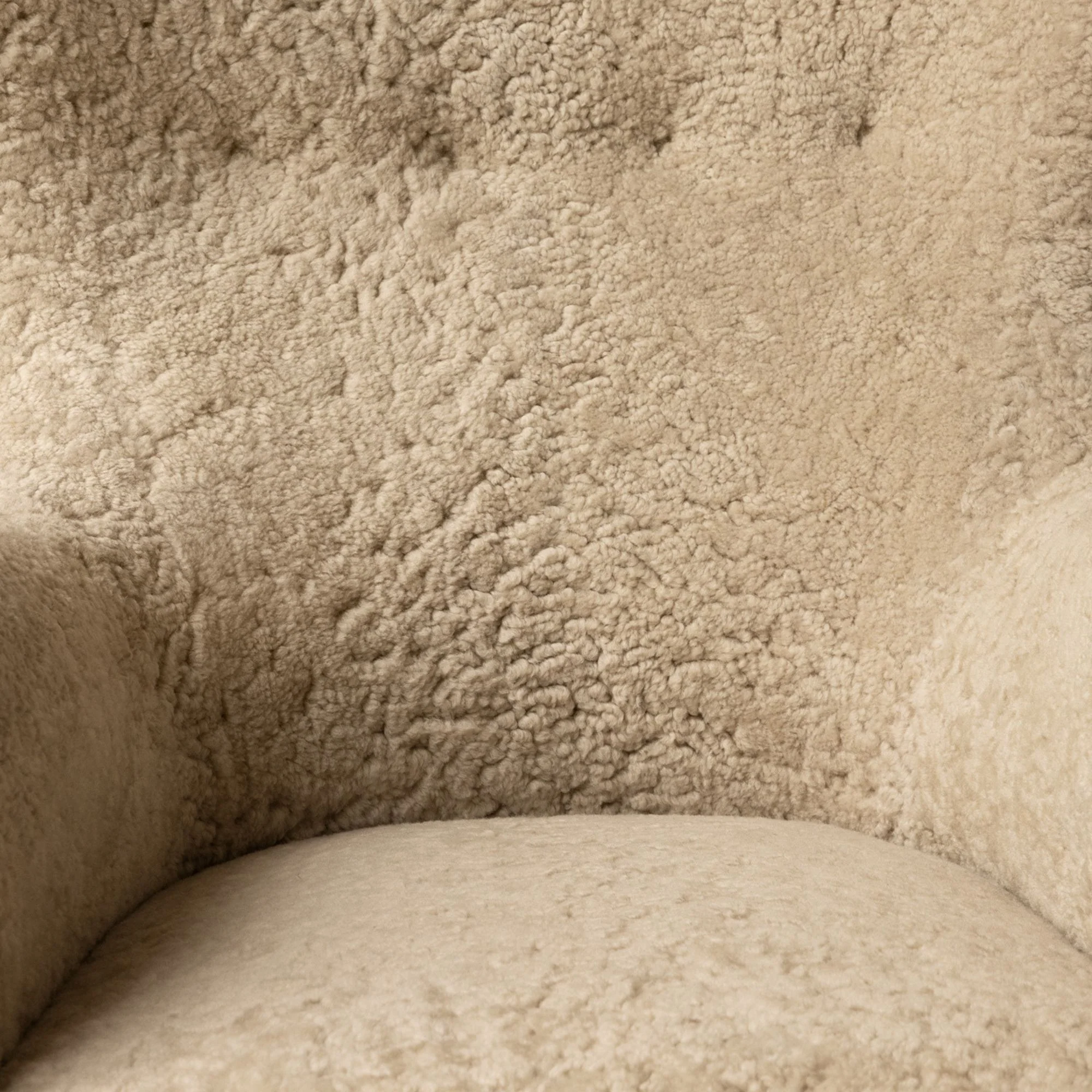 Sampo Chair - Sheepskin - Image 13