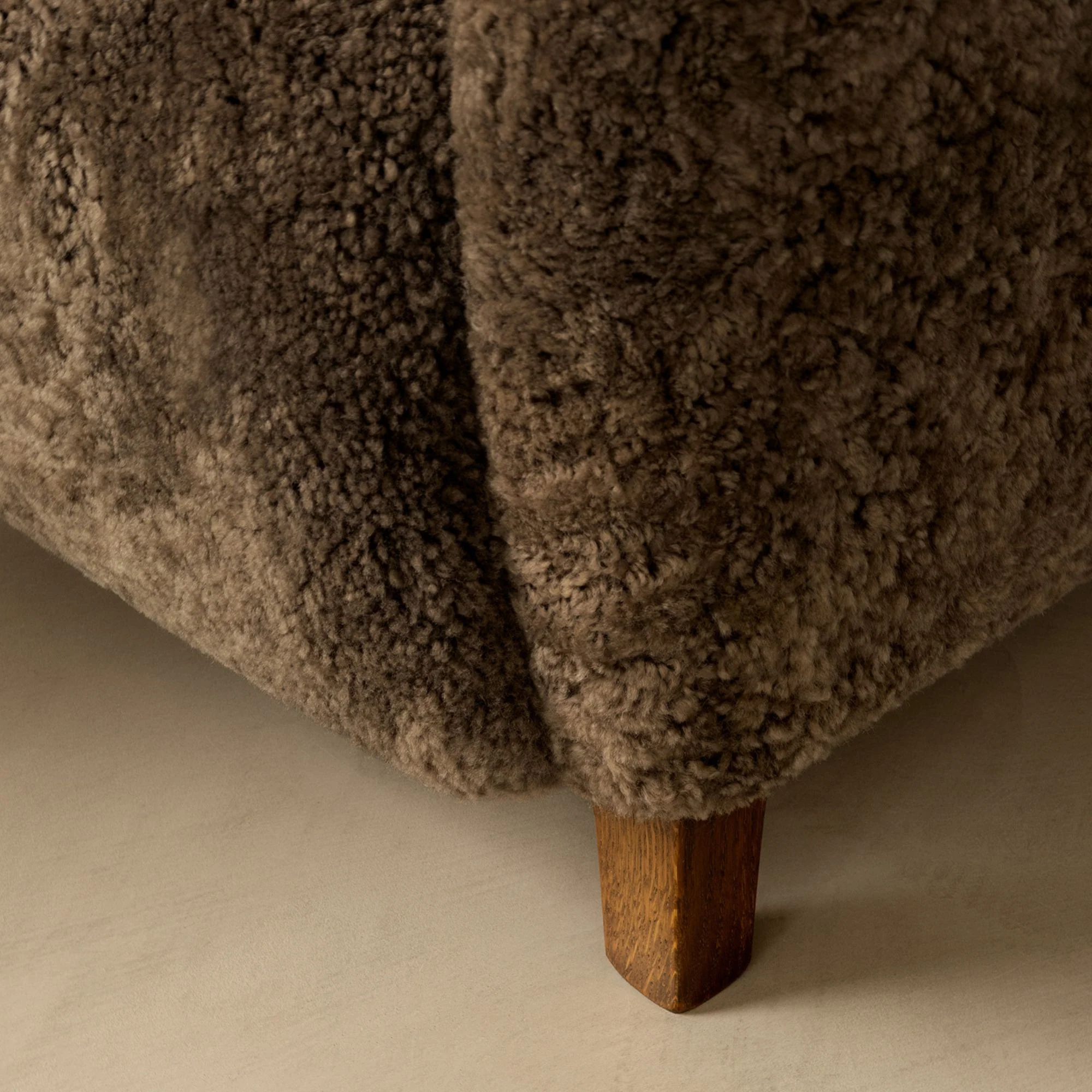 Sampo Chair - Sheepskin - Image 6