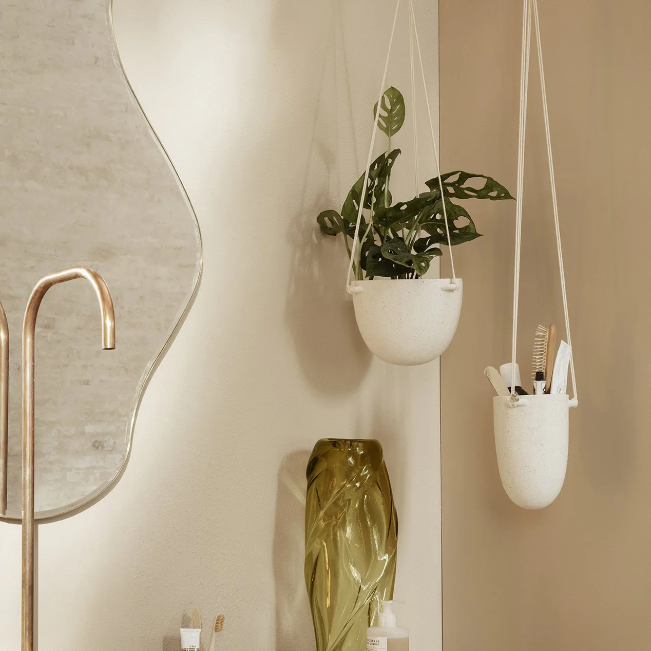 Speckle Hanging Pot - Image 2