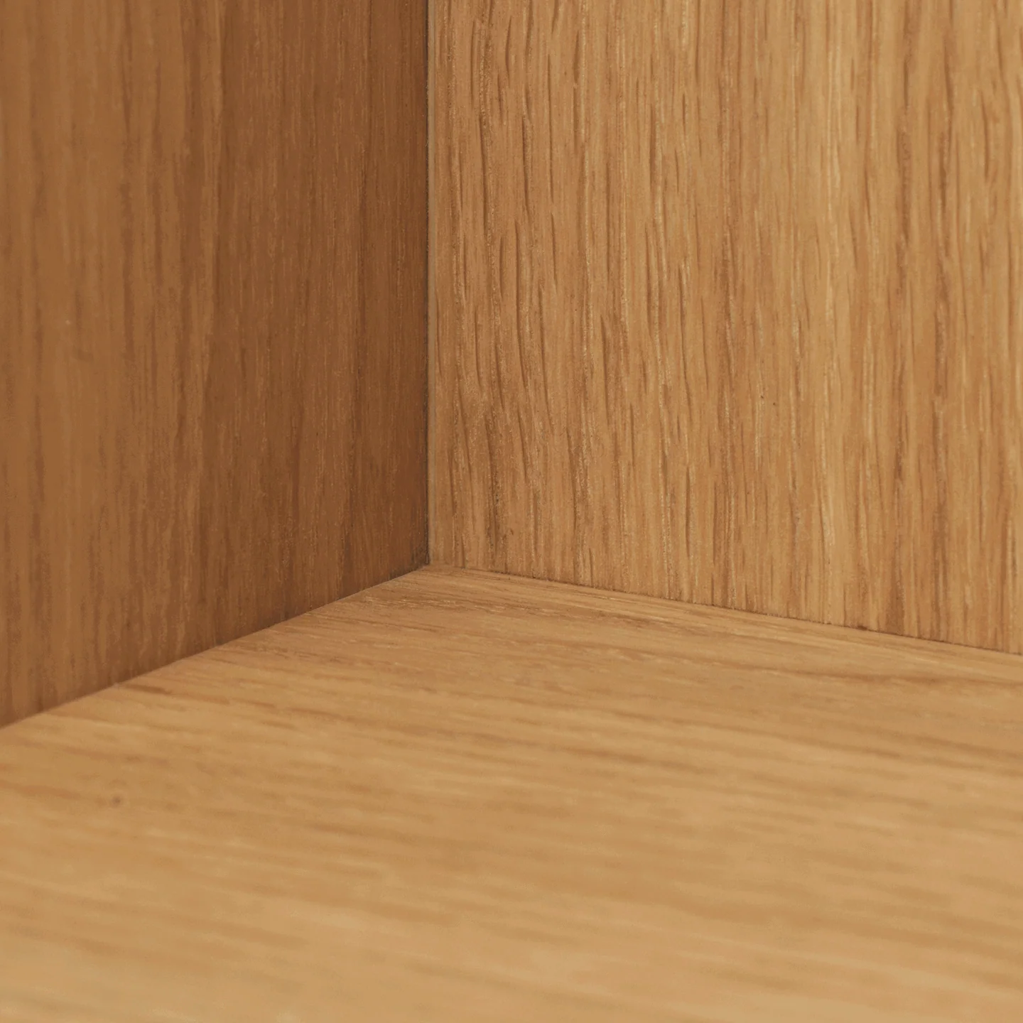 Stagger Shelf - Oiled Oak - Image 4