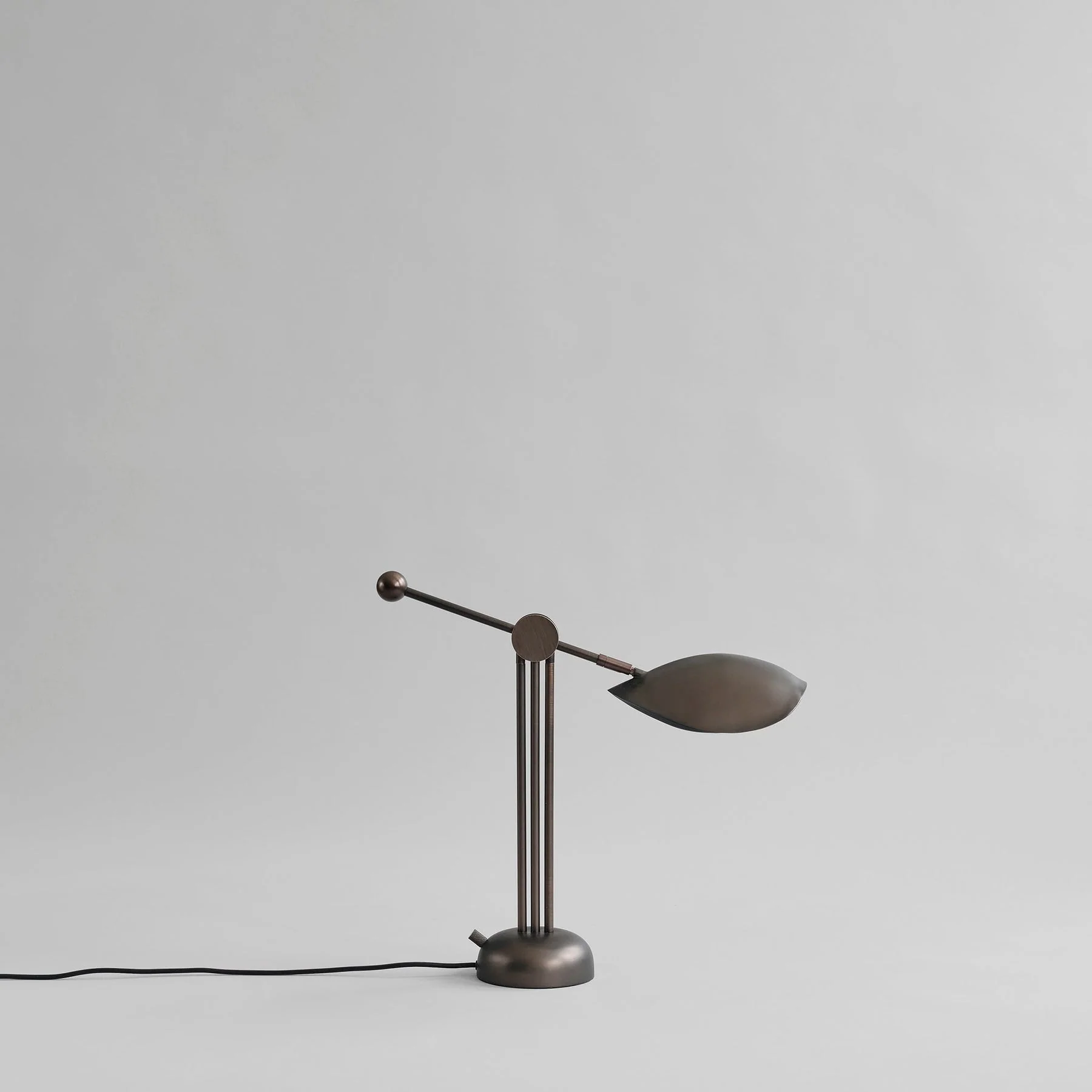 Stingray Table Lamp - Bronze - UL - Image 2