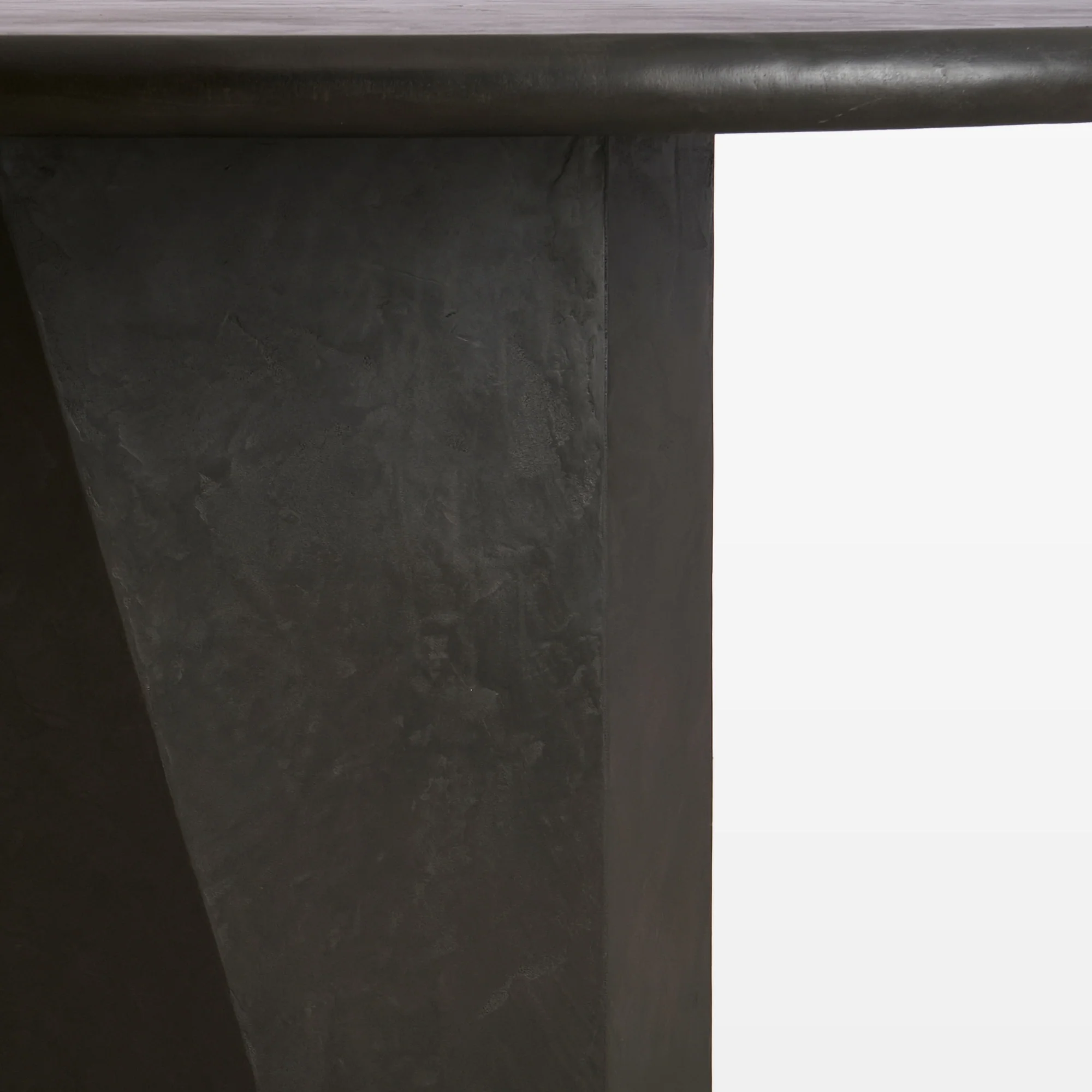 Terra Round Dining Table - Image 7