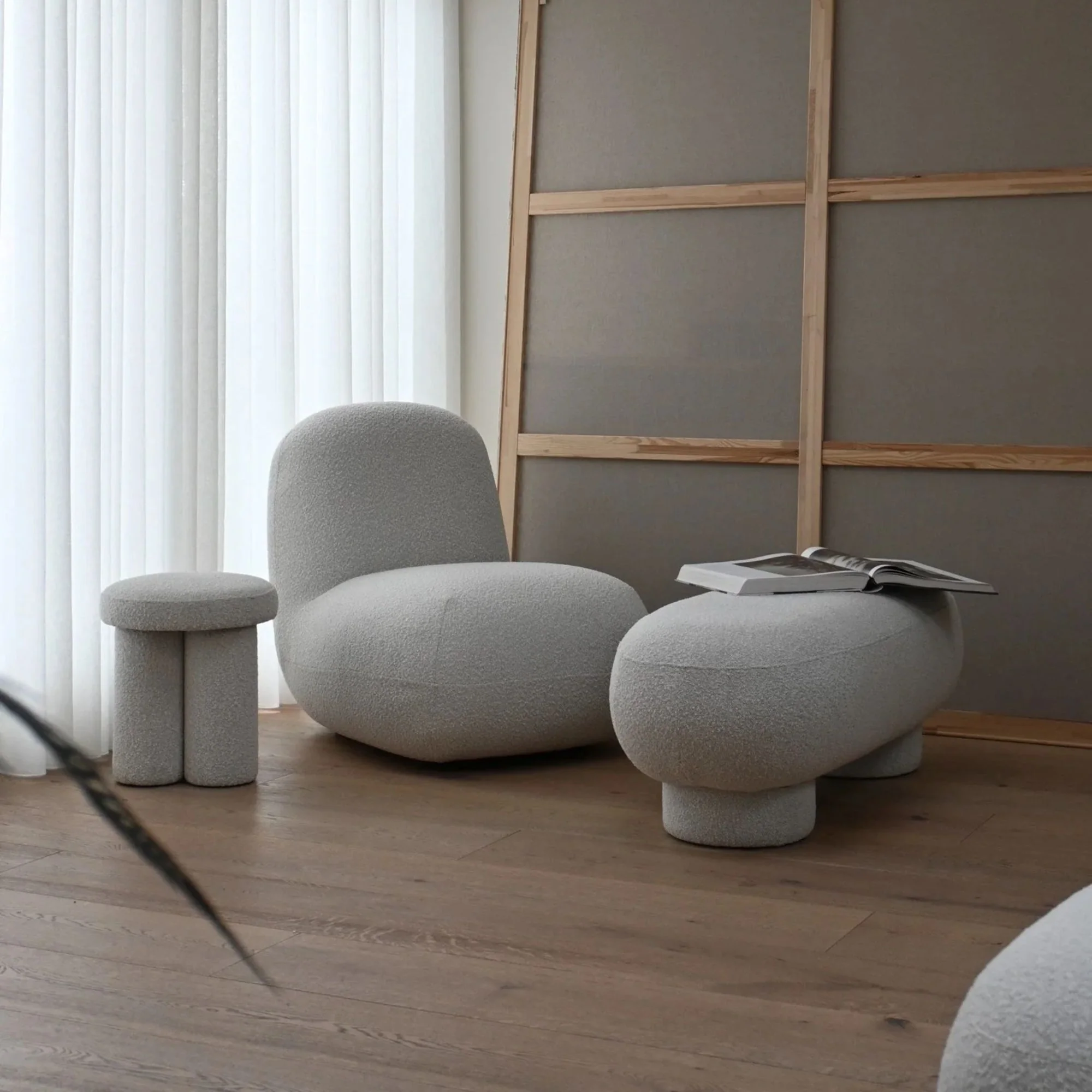 Toe Chair - Flat - Image 7
