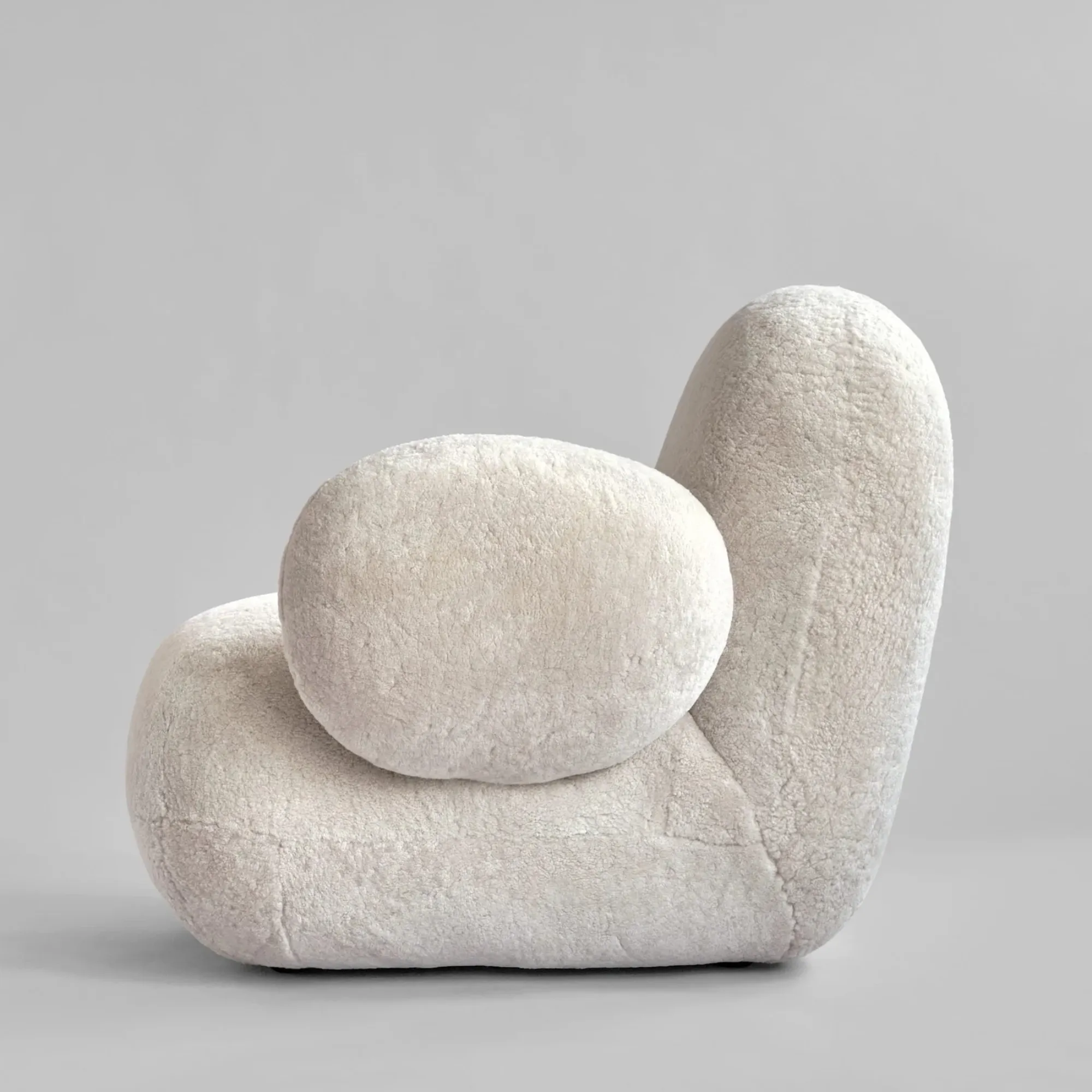 Toe Flat Armchair - Image 25