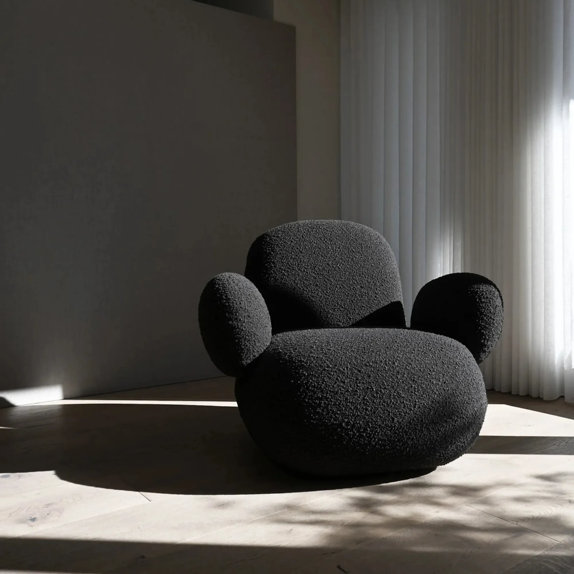 Toe Flat Armchair - Image 7