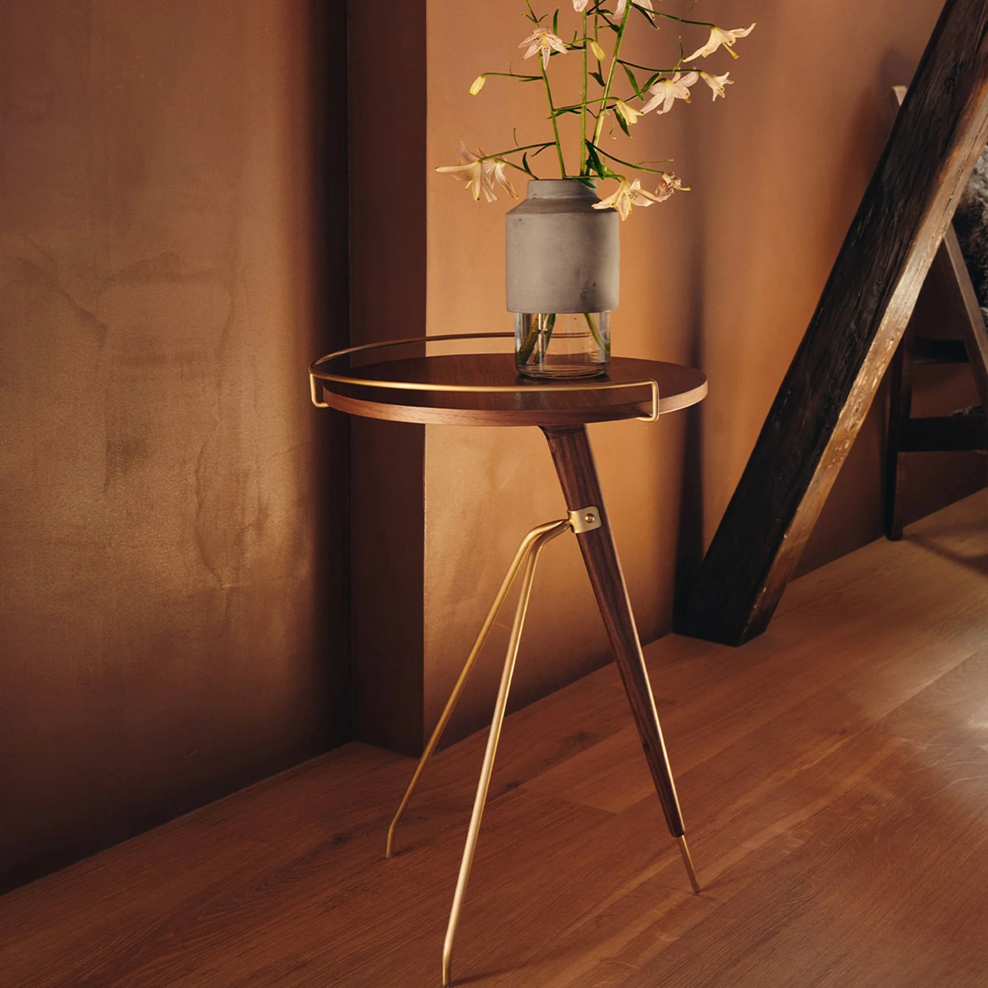 Umanoff Side Table - Image 4