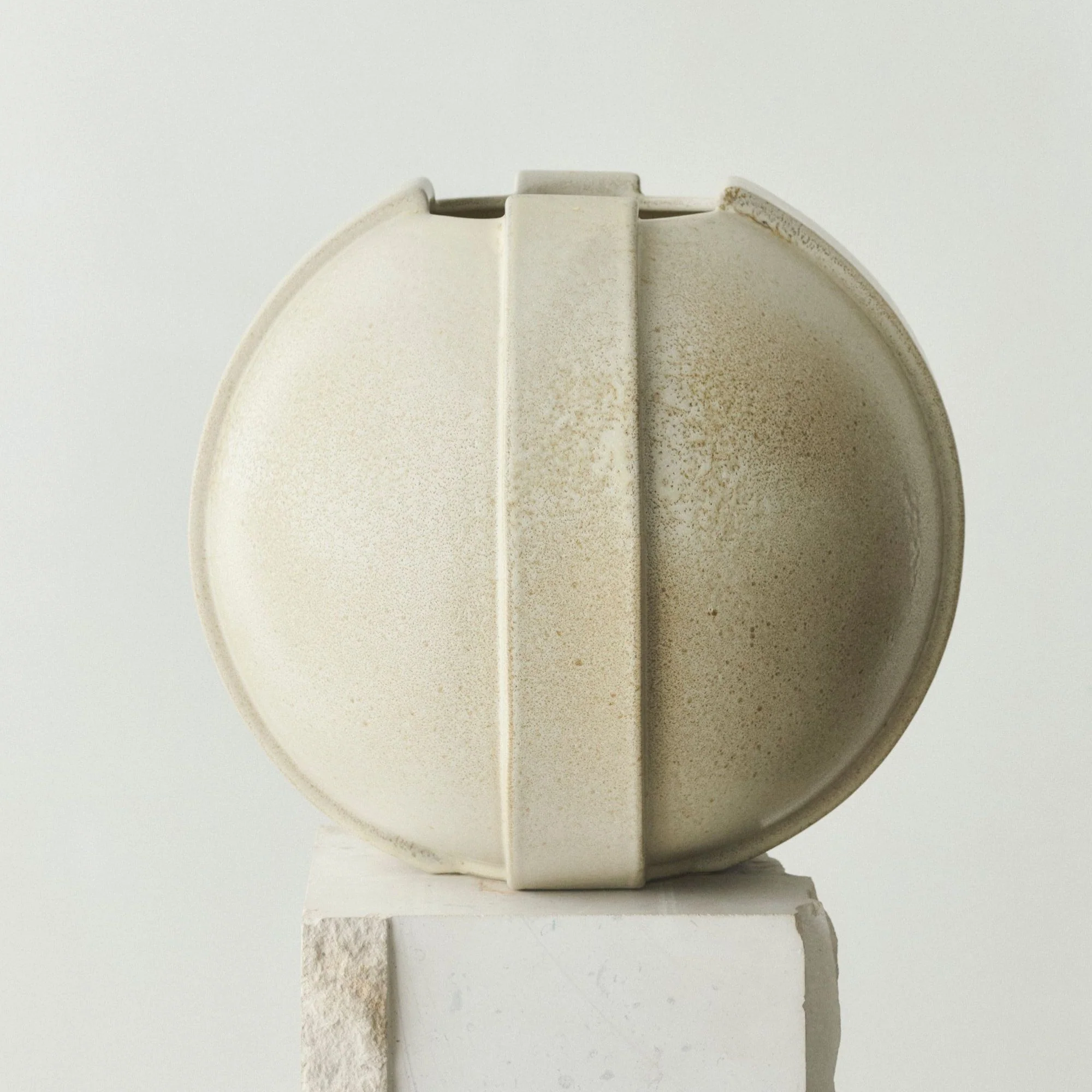 Vinci Vase 02 - Image 10