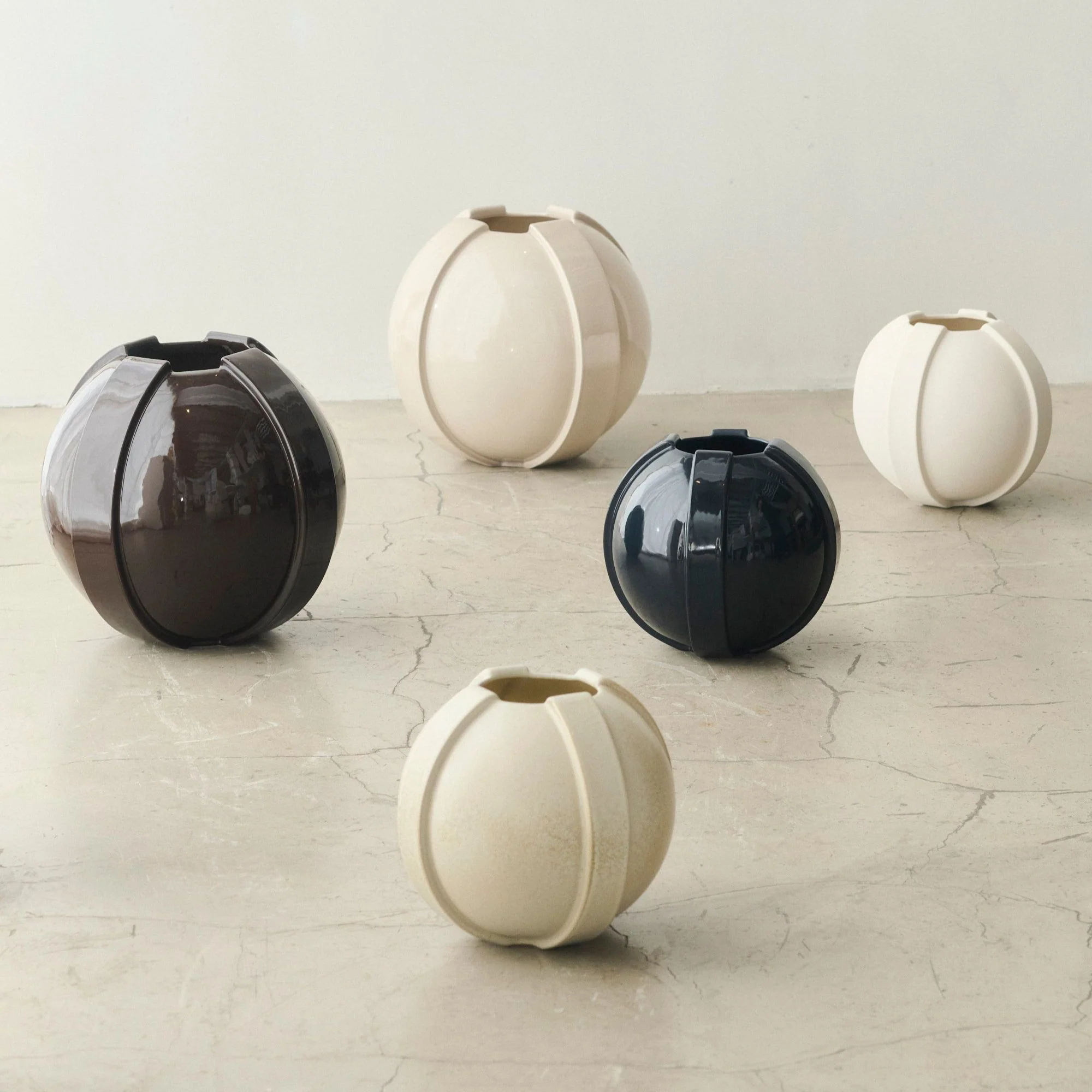 Vinci Vase 02 - Image 4