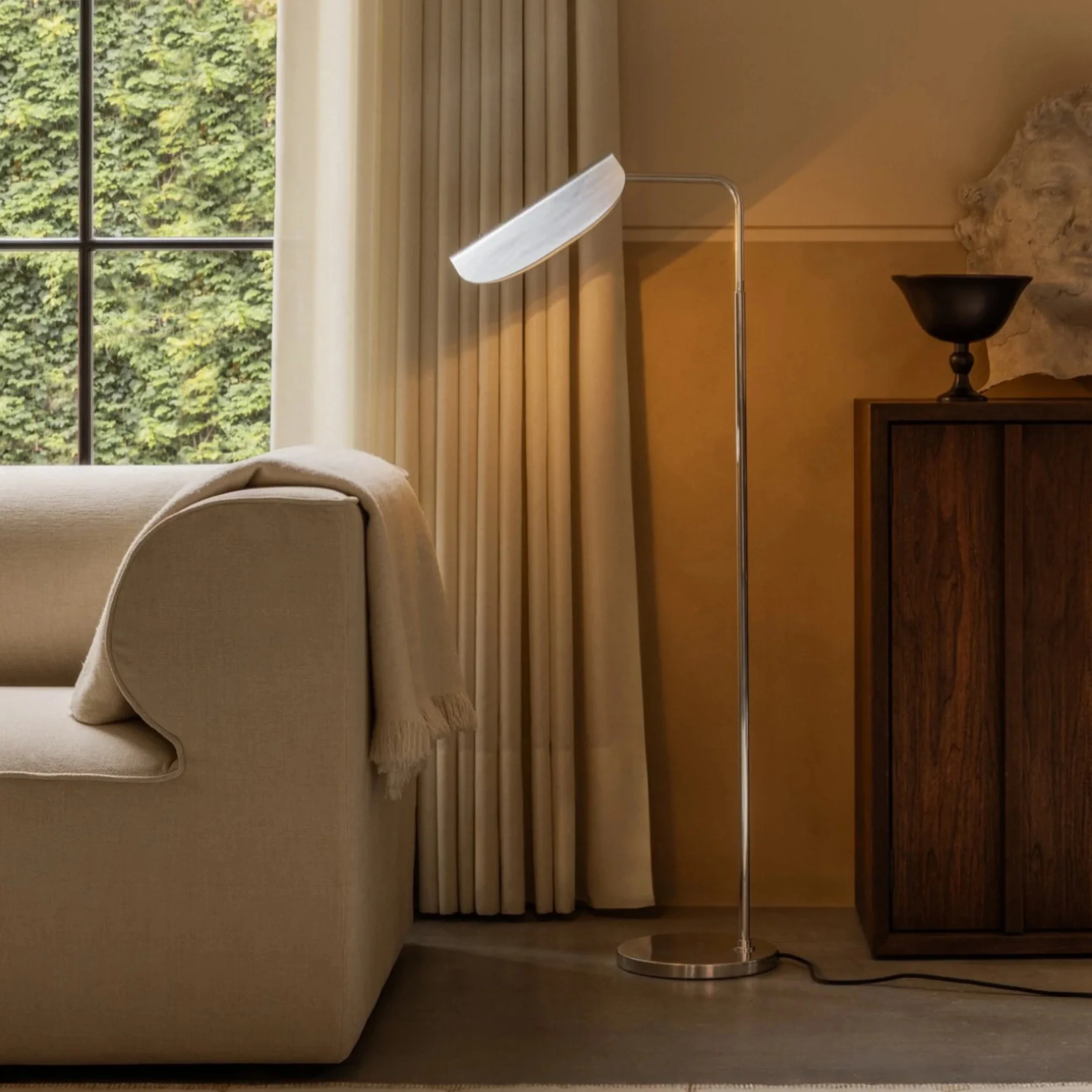 Wing Floor Lamp - Adjustable - Image 10
