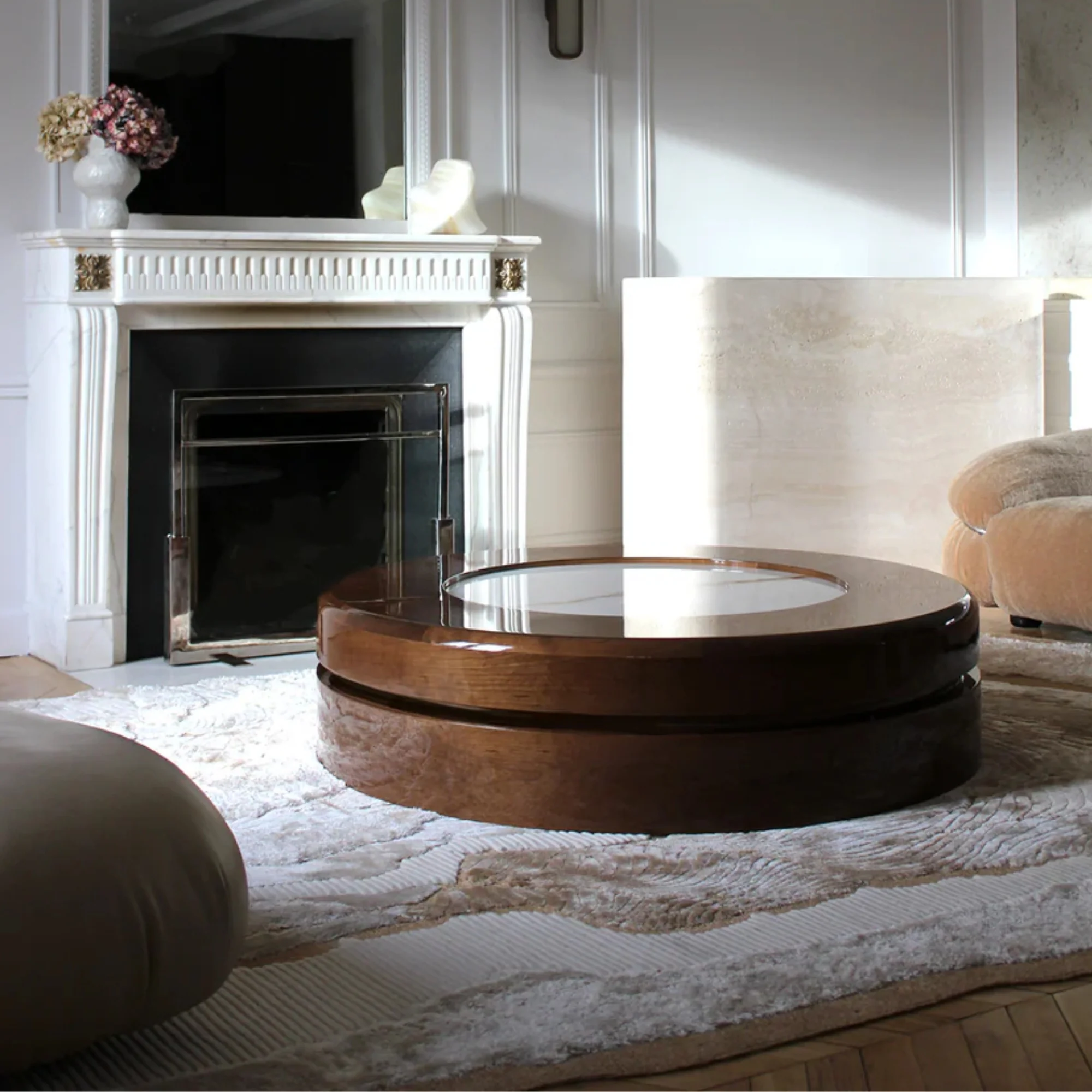 Yoyo Wood and Shell Onyx Coffee Table - Image 4